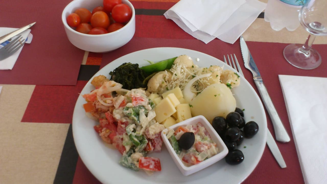 Abendessen Canary Garden Club