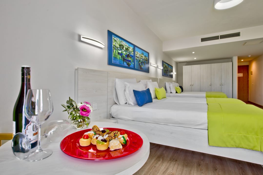 Zimmer Hotel Santana