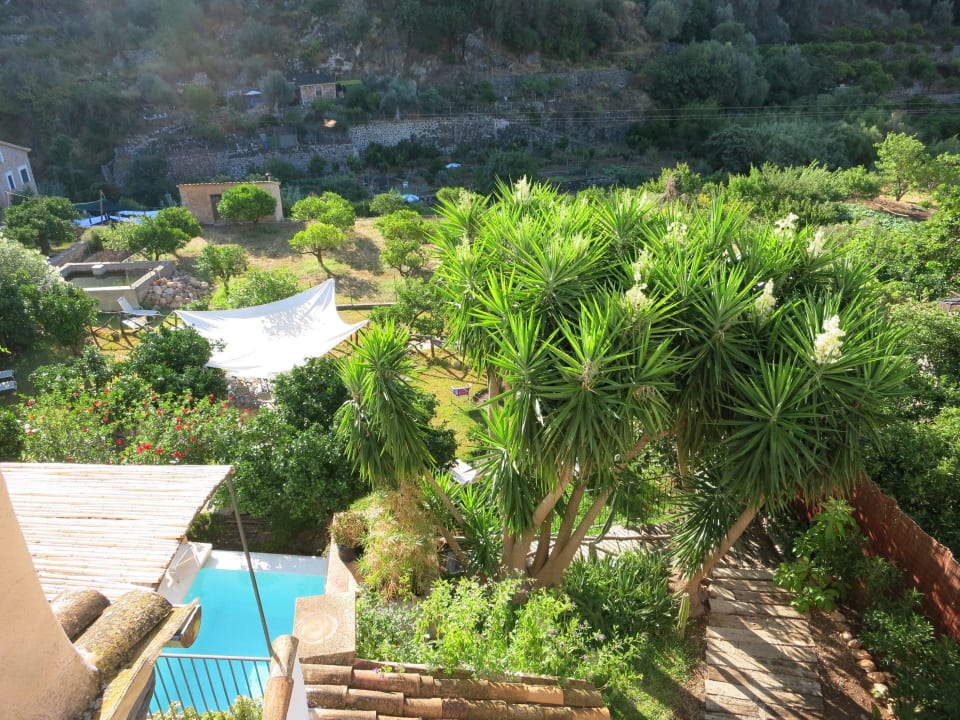 Ausblick in den Garten Fornalutx Petit Hotel