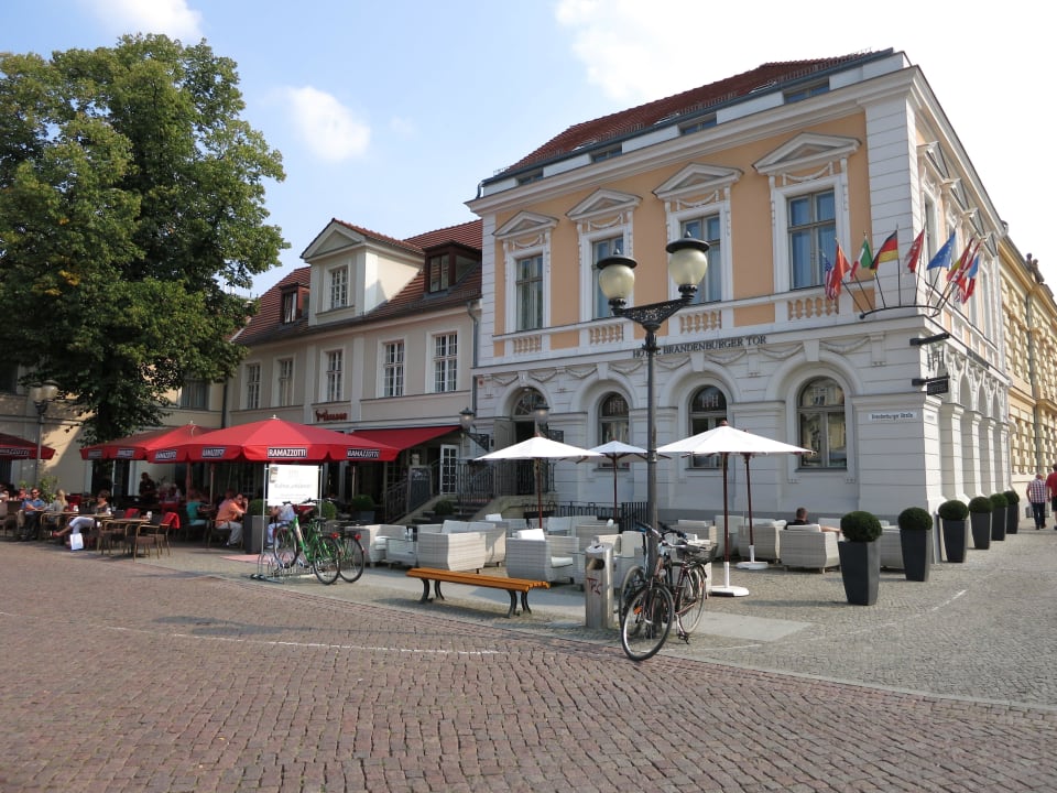 "Blick Auf Das Hotel Mit L..." Hotel Brandenburger Tor Potsdam (Potsdam ...