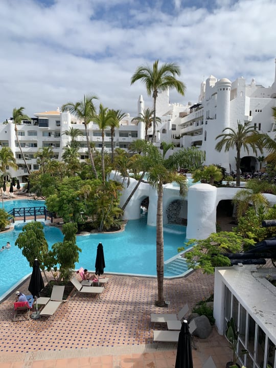 Pool Dreams Jardín Tropical