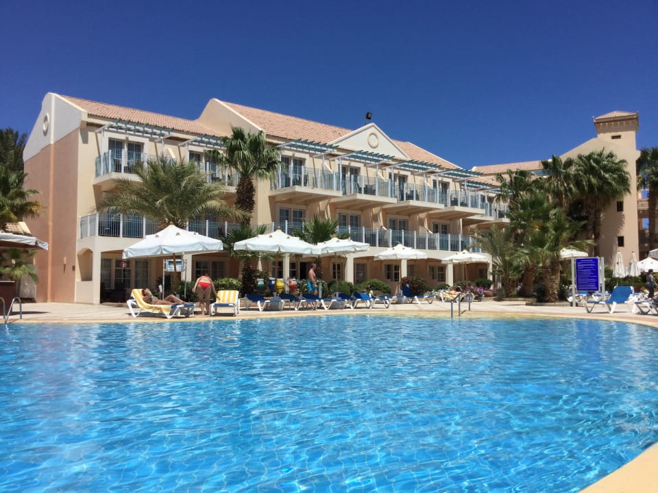 Pool Mövenpick Resort & Spa El Gouna