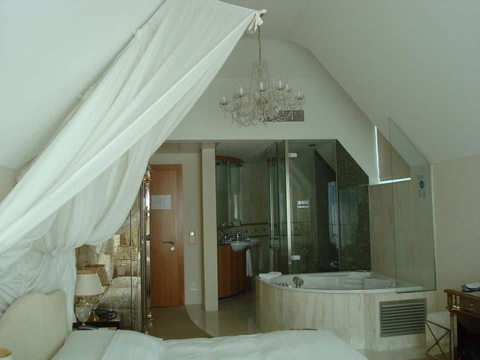 Designer Juniorsuite: Spiegel Hotel Seeburg