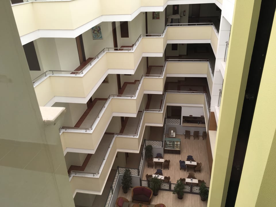 Lobby Club Dizalya