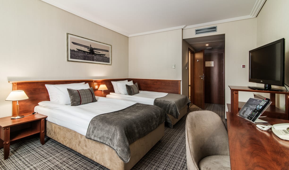 Zimmer Airport Hotel Okecie