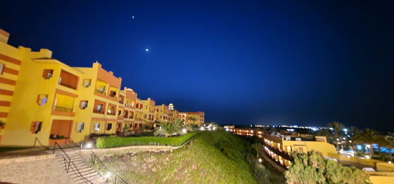 Außenansicht Malikia Resort Abu Dabbab