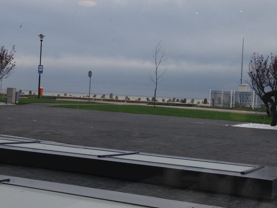 Blick nach Aussen  Marine Hotel by Zdrojowa