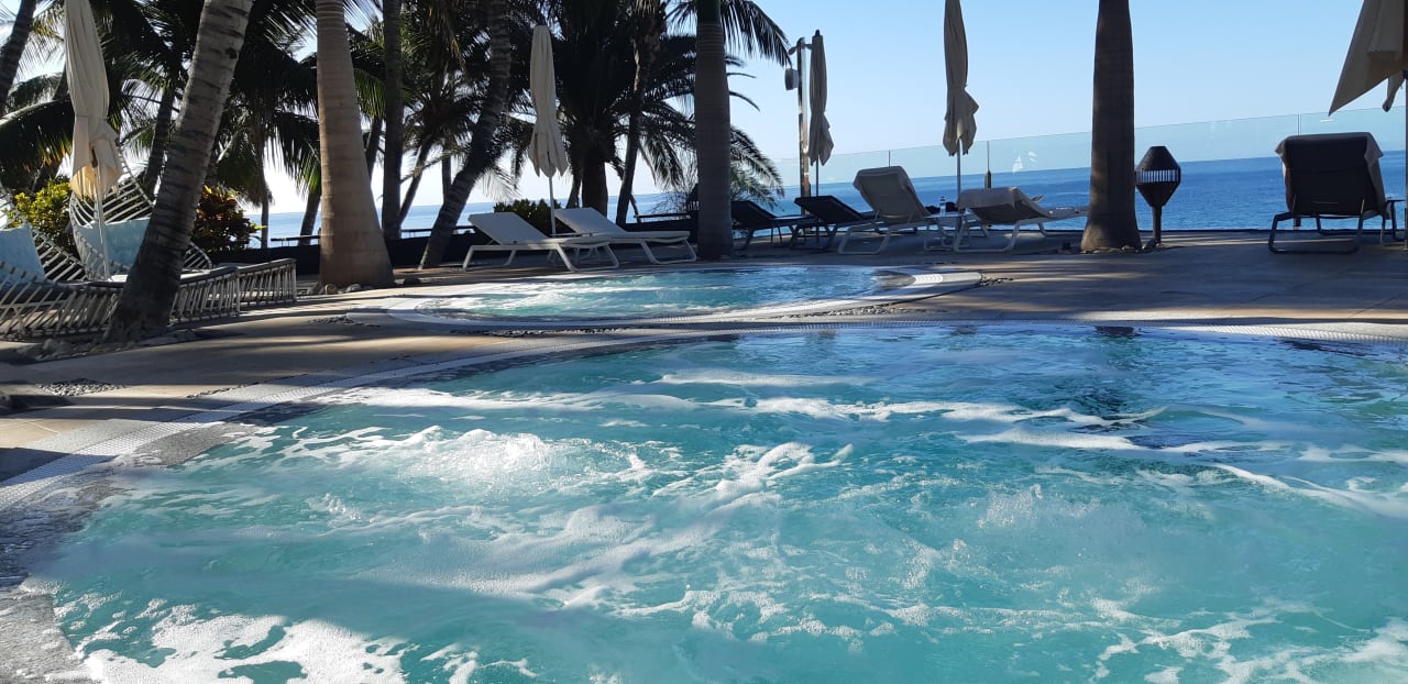 Pool Hotel Fariones