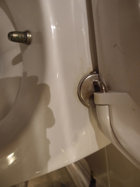 Toilette A und O. Sehr dreckig Wyndham Garden Lara