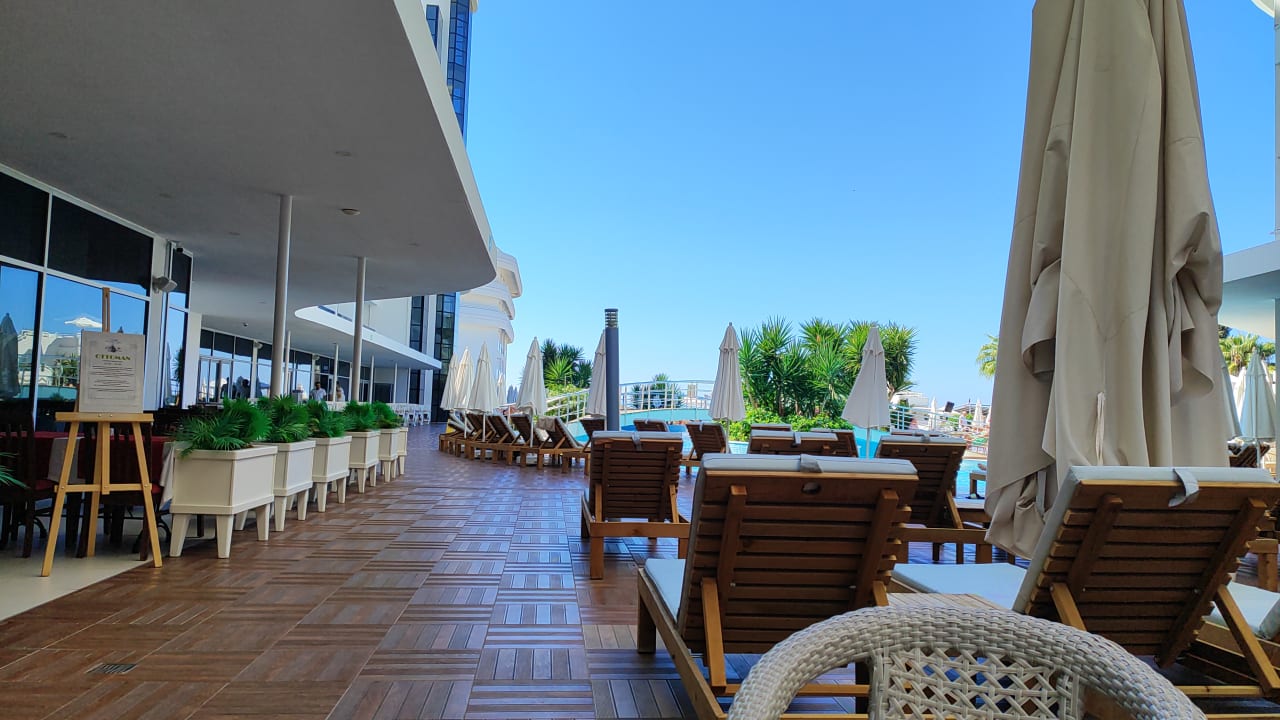Ausblick Laguna Beach Alya Resort & Spa Hotel