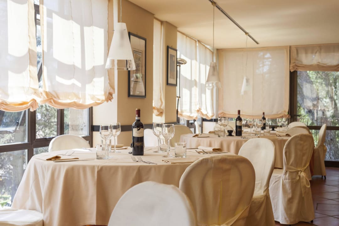 Ristorante Residence L'Heritage suites Aristoteles 225 by Bluebay