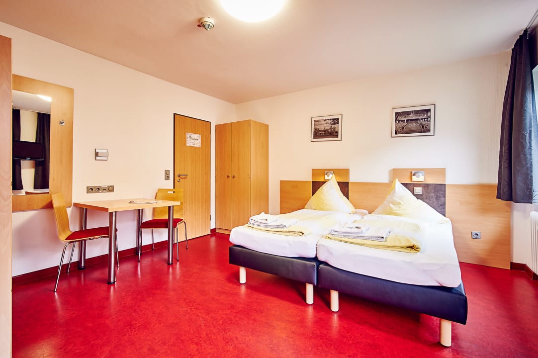 Zimmer DJH Jugendgästehaus Adolph Kolping