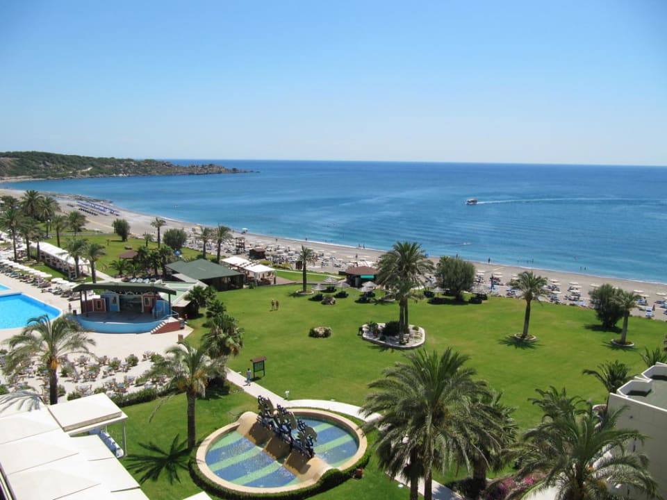 Garten mit Meersicht Rodos Palladium Leisure & Wellness