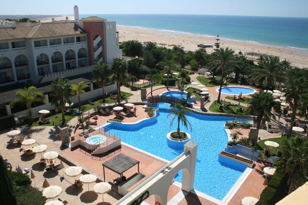 Poolanlage mit Meerblick Fuerte Conil-Resort