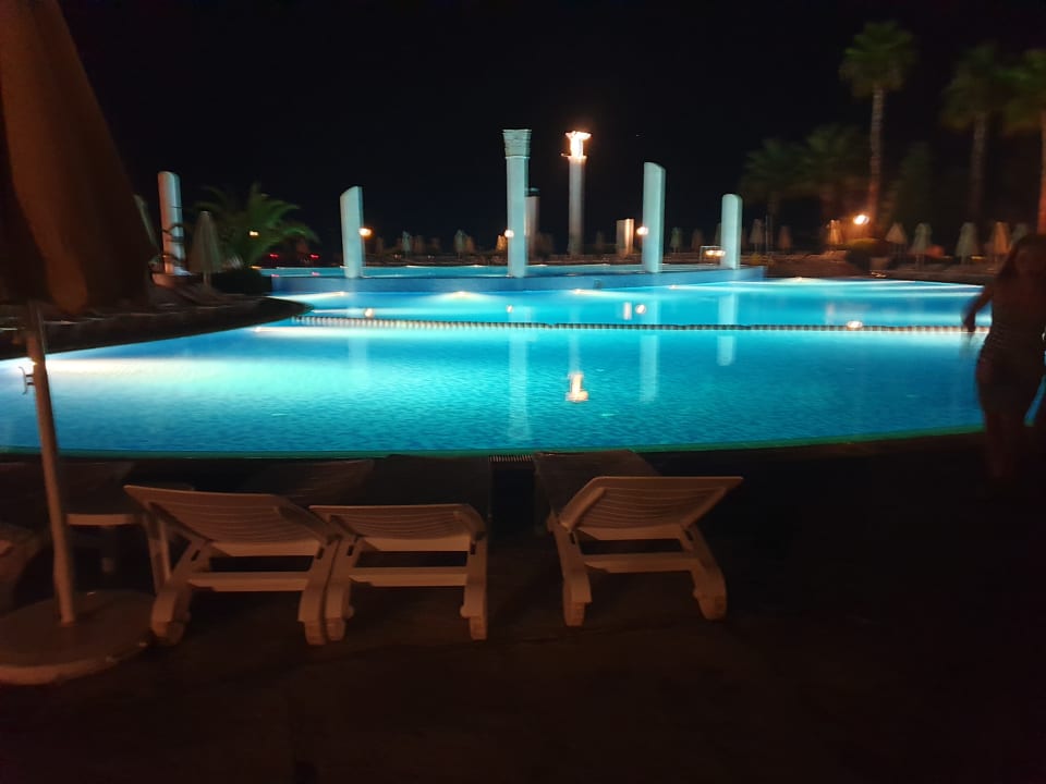 Pool Starlight Resort Hotel