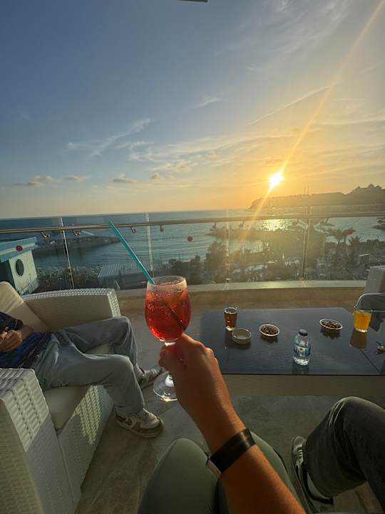 Ausblick Granada Luxury Okurcalar