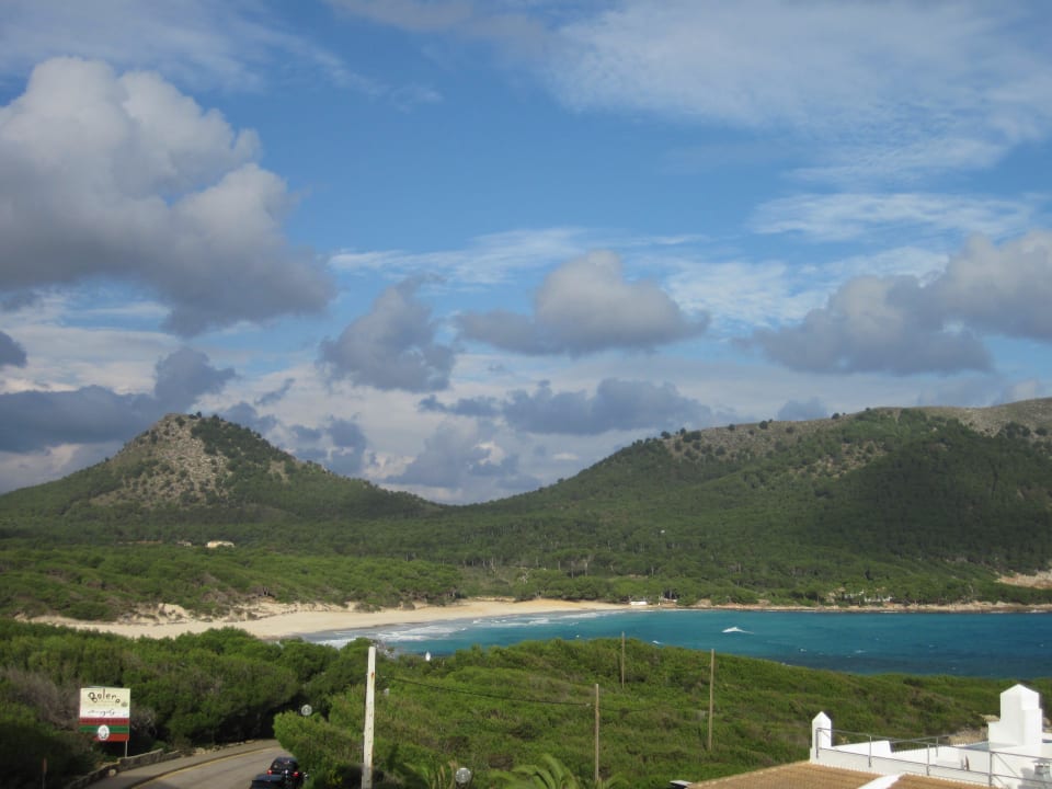 Blick auf die Cala Agulla Hotel & Spa S'Entrador Playa