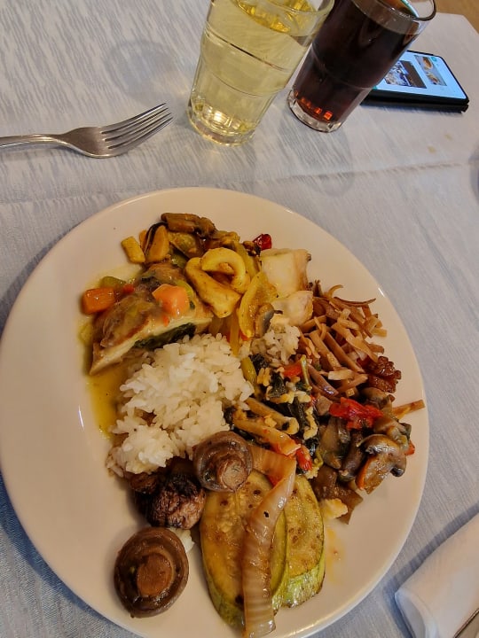 Gastro Sunis Evren Beach Resort Hotel & Spa