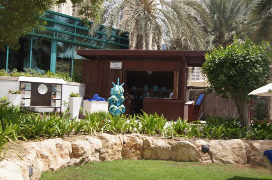 Towel-Bar, hier gibts die Handtücher Hilton Dubai Jumeirah