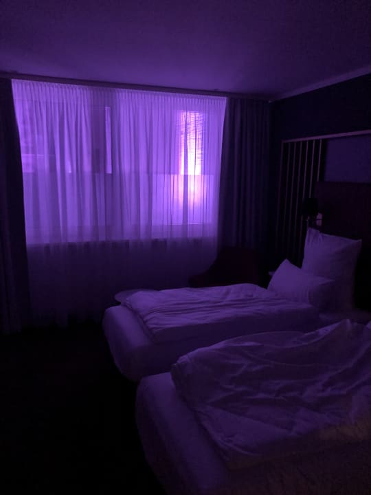 Zimmer Premier Inn Saarbrücken City Centre