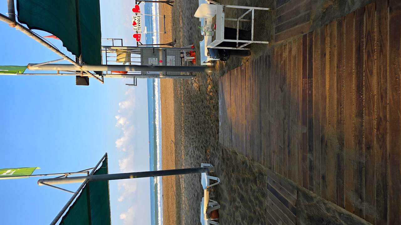 Außenansicht Hotel Terrace Beach Resort