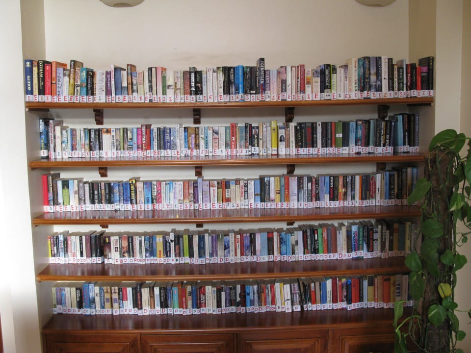 Super-Bibliothek Jolie Ville Kings Island Luxor