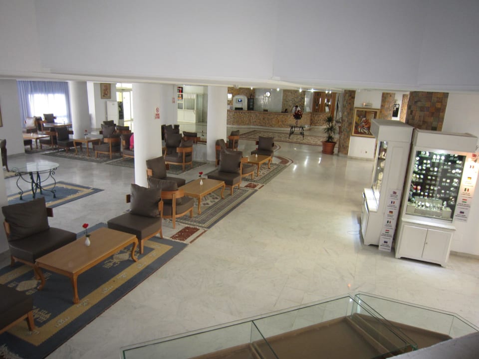 Vom 1. OG Hotel El Mouradi Skanes Beach