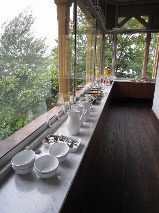 Breakfast at Tornvillan Hotel J