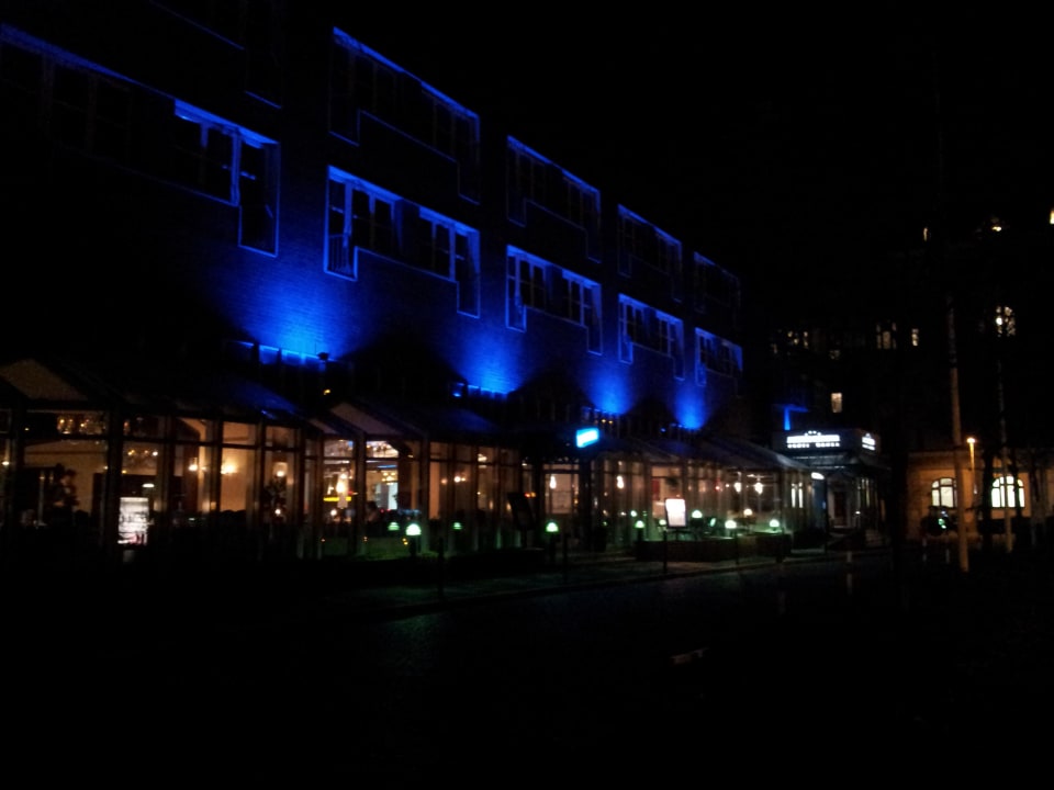 Hotel Abends Steigenberger Conti Hansa