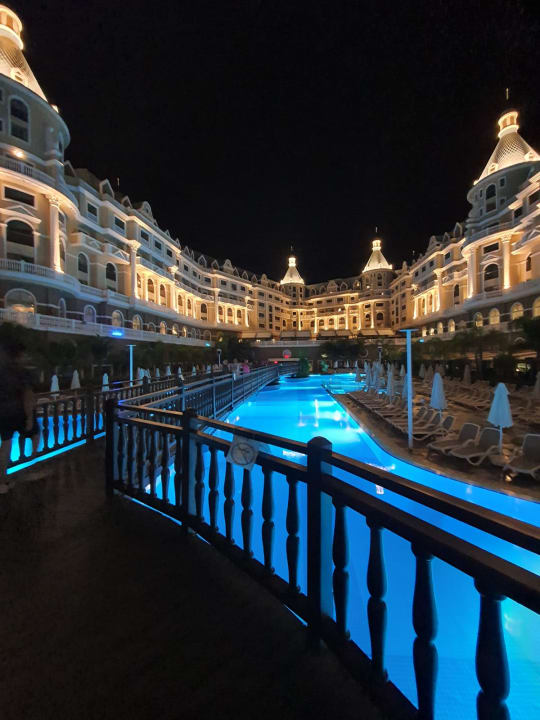 Pool Haydarpasha Palace