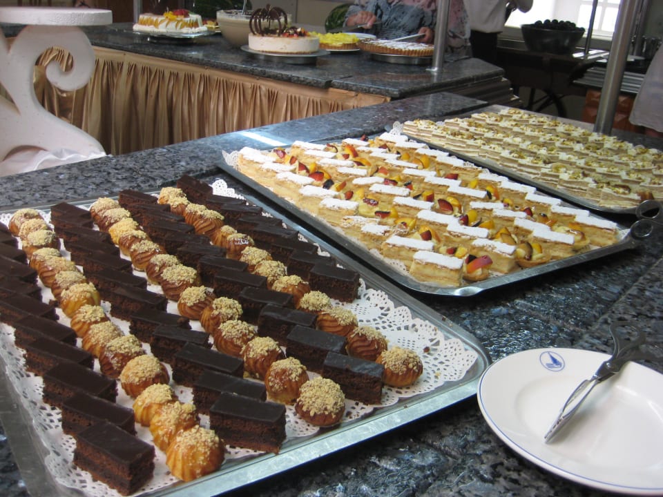 Desserts  Hotel El Mouradi Djerba Menzel