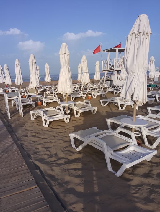 Strand Side Story Resort & Spa