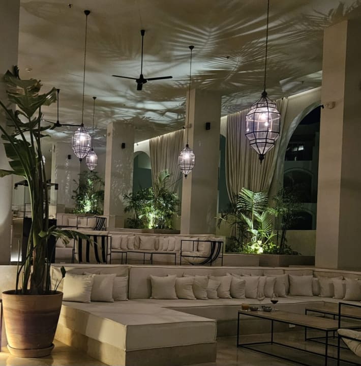 Lobby Serry Beach Resort