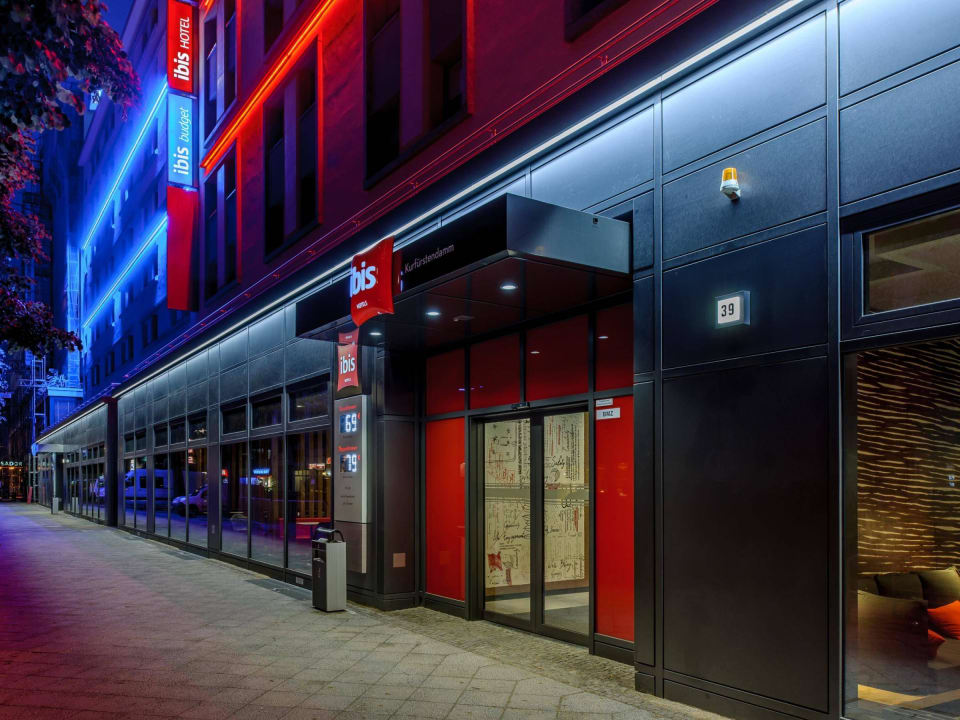 Außenansicht ibis Berlin Kurfürstendamm