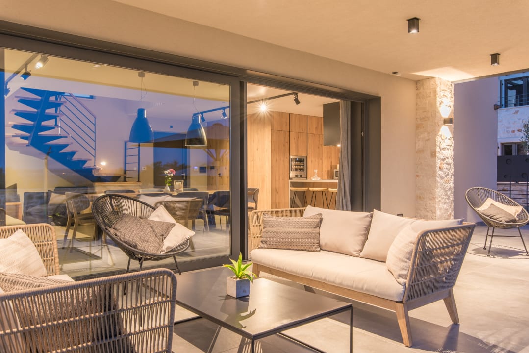 Zimmer Exclusive Living LUXURY ESTATE & VILLAS