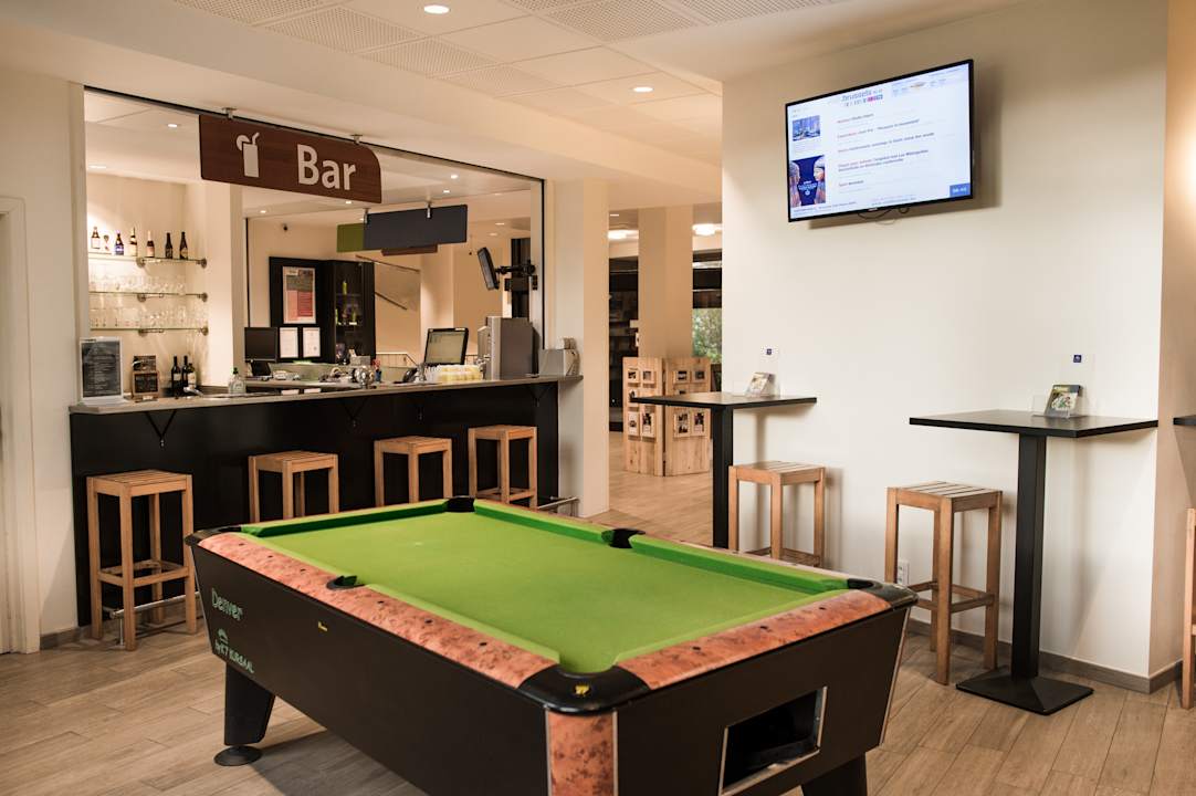 Lobby Génération Europe Youth  Hostel