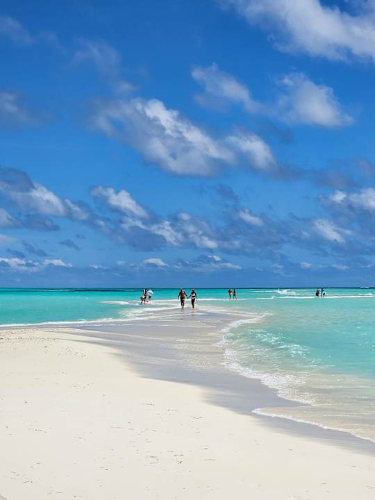 Strand Kuredu Island Resort & Spa