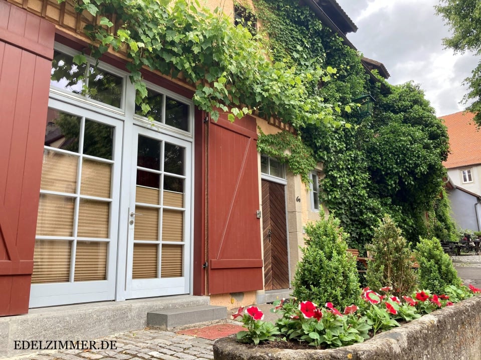 Außenansicht Gästehaus Edelzimmer