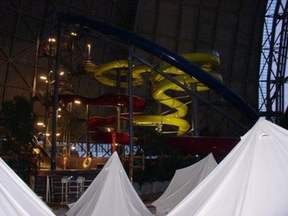 Nachtaufnahme Tropical Islands Resort