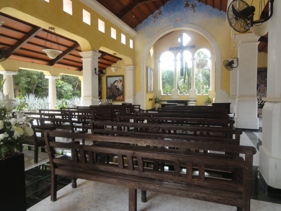 Kirche im Hotel Grand Palladium Select White Sand Resort & Spa