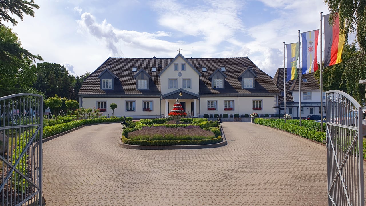Außenansicht Pension Gutshaus Kaltenhof