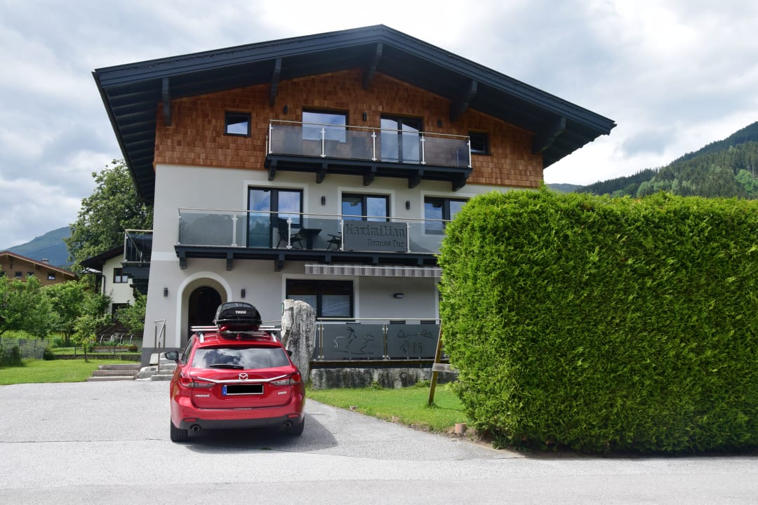 Gute Parkmöglichkeit  Apartmenthaus Maximilian