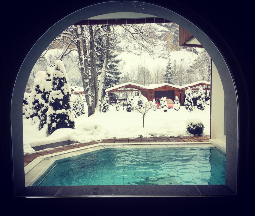 Pool Waldhotel Doldenhorn & Landgasthof Ruedihus