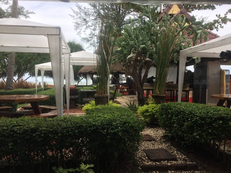 Blick vom Frühstück Richtung Meer Hotel Lanta Castaway Resort