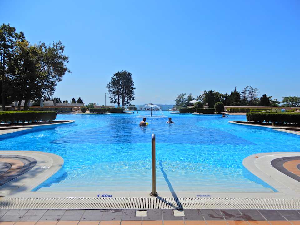 Pool Dreams Sunny Beach Resort & Spa