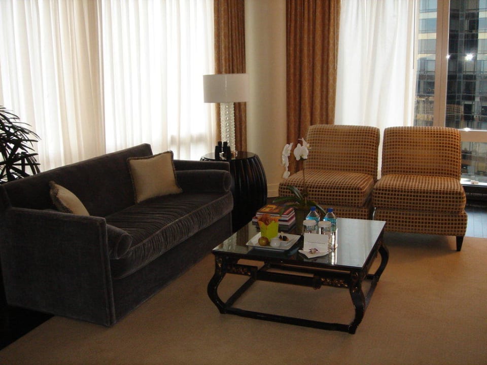 Wohnzimmer der Suite Hotel Mandarin Oriental New York