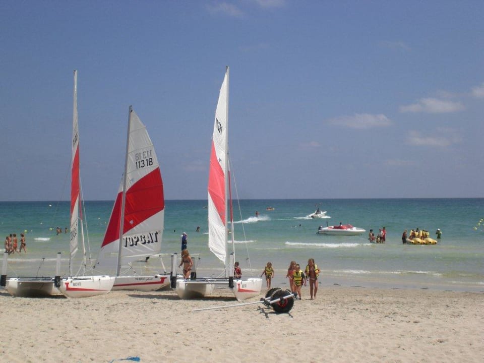 Am Strand TUI MAGIC LIFE Penelope Beach