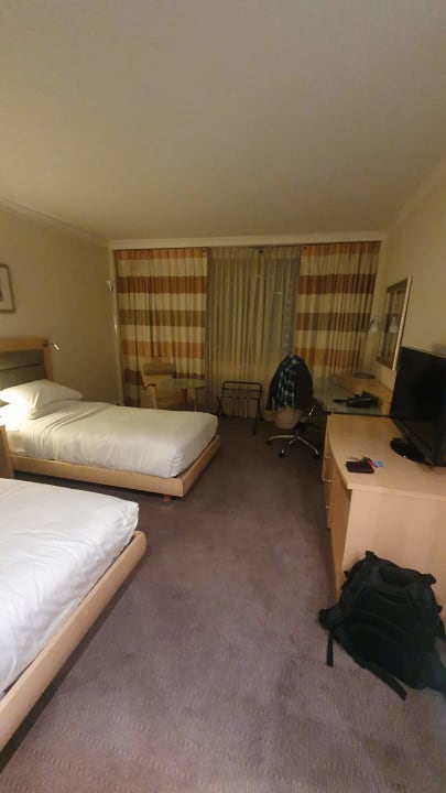 Zimmer Hilton Düsseldorf