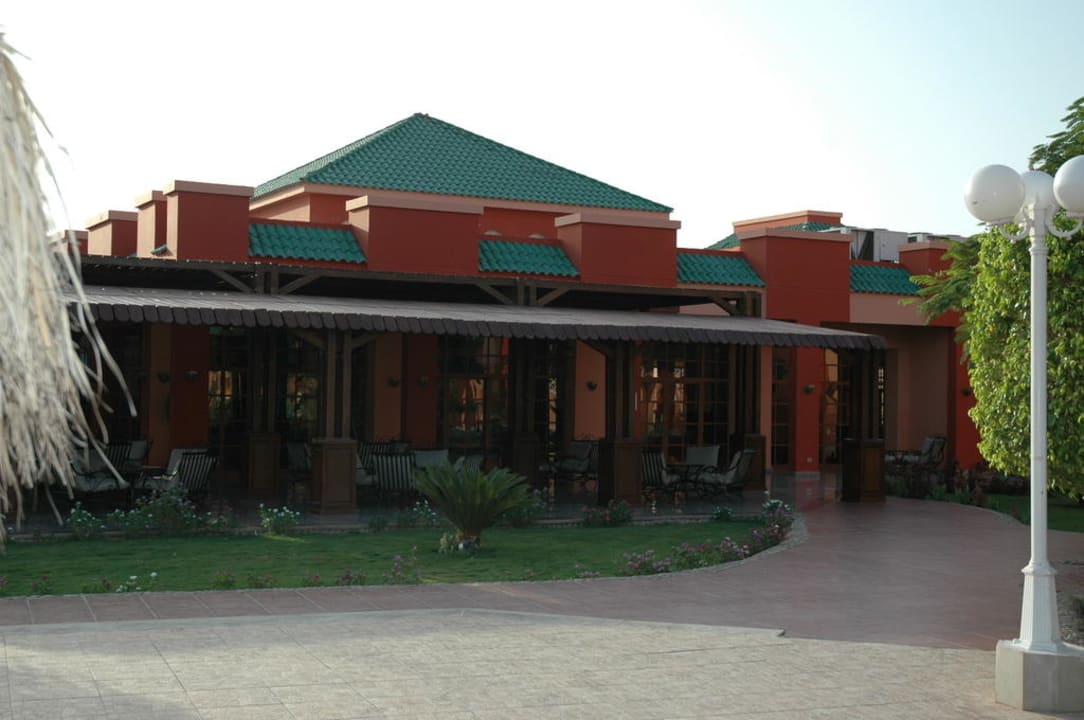 Blick auf den Aussenbereich der Lobby. Pickalbatros Aqua Park Resort - Hurghada
