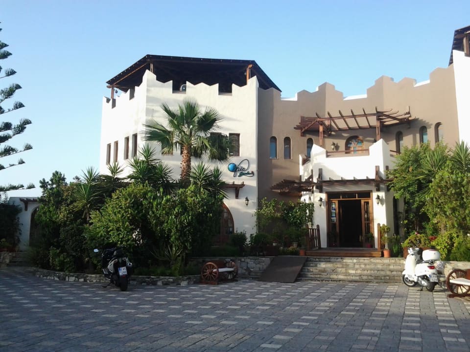 Gaia Garden Eingang Gaia Garden Hotel